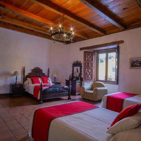 Hotel Posada De Don Rodrigo Antigua Bagian luar foto