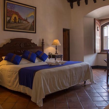 Hotel Posada De Don Rodrigo Antigua Bagian luar foto