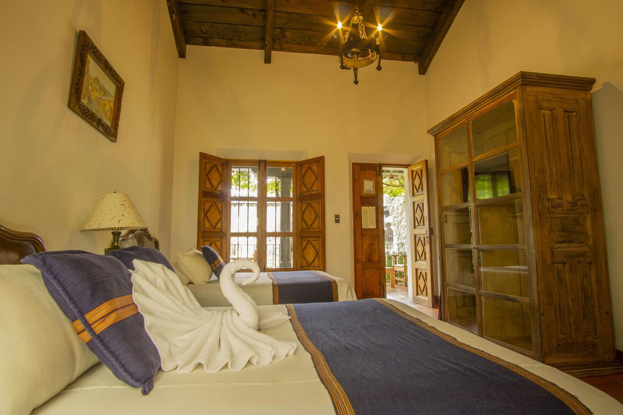 Hotel Posada De Don Rodrigo Antigua Bagian luar foto