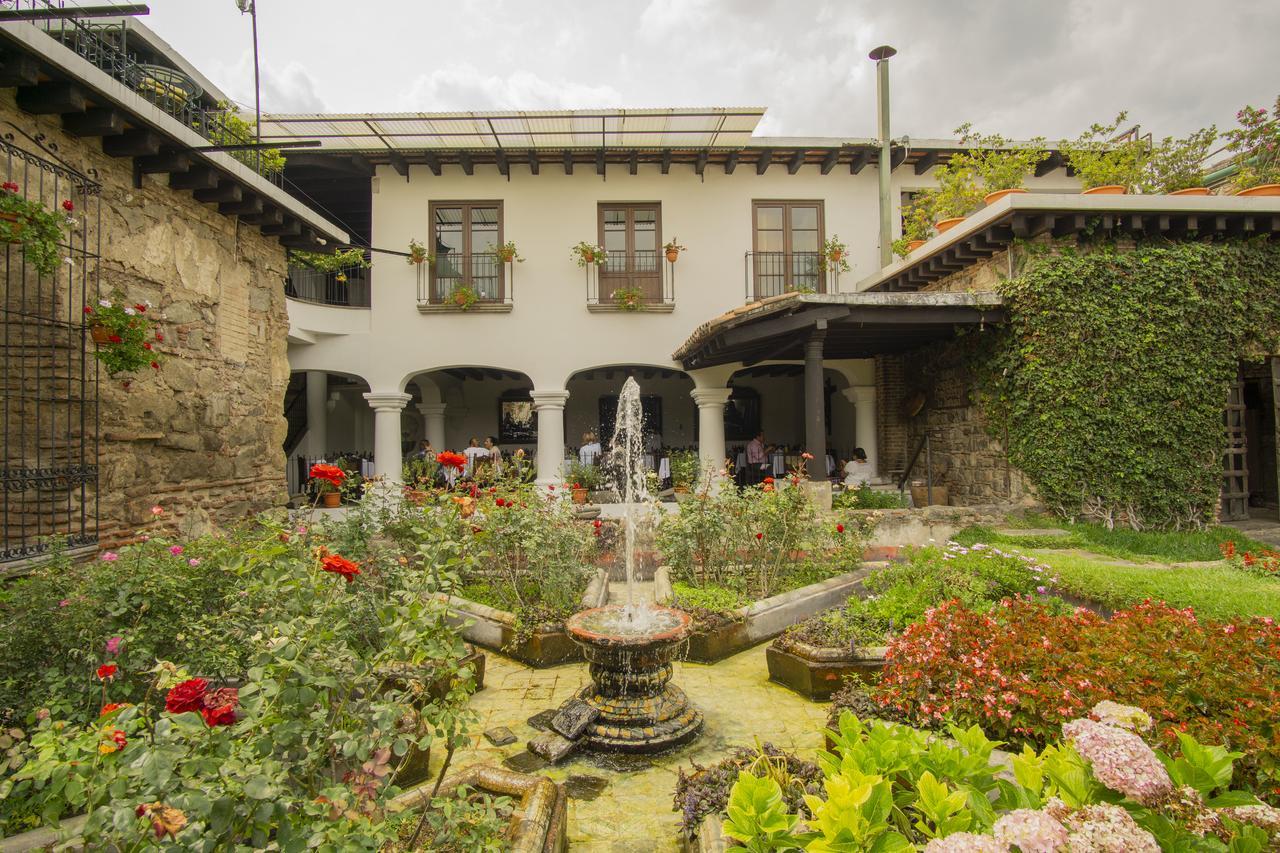 Hotel Posada De Don Rodrigo Antigua Bagian luar foto