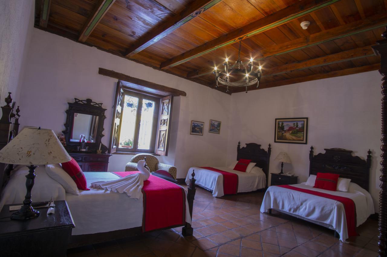 Hotel Posada De Don Rodrigo Antigua Bagian luar foto