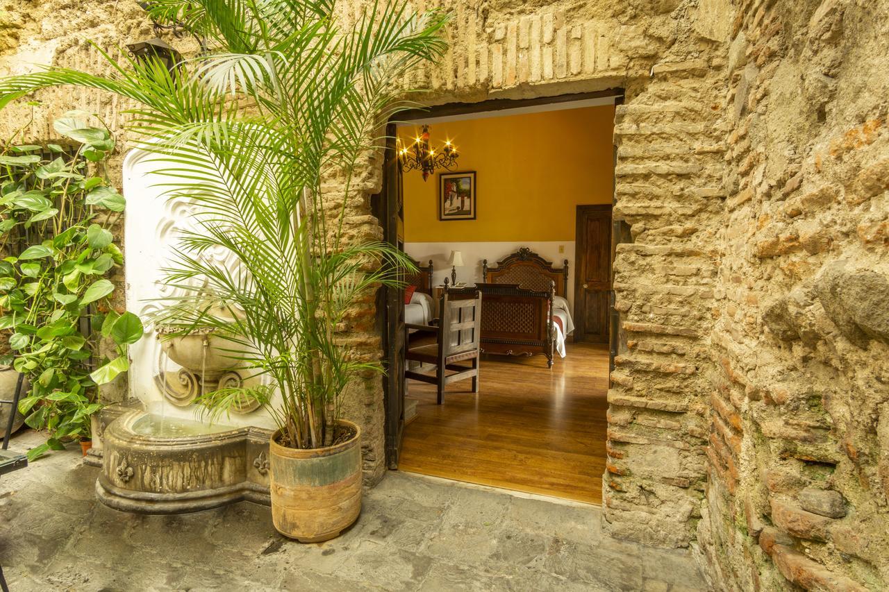 Hotel Posada De Don Rodrigo Antigua Bagian luar foto
