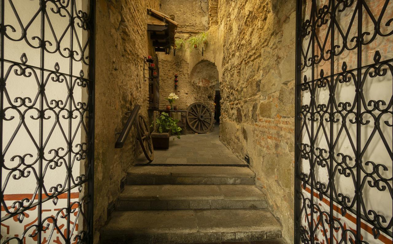 Hotel Posada De Don Rodrigo Antigua Bagian luar foto