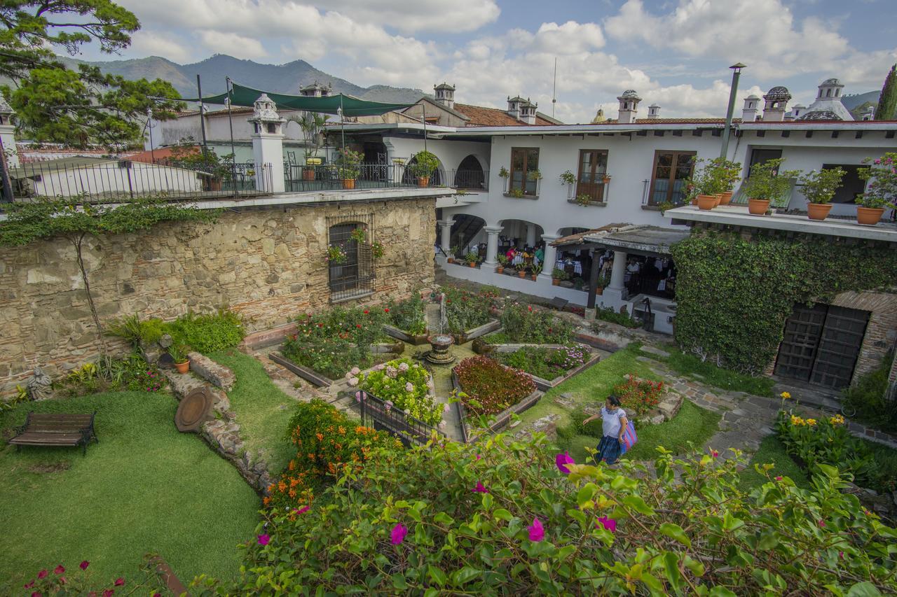 Hotel Posada De Don Rodrigo Antigua Bagian luar foto